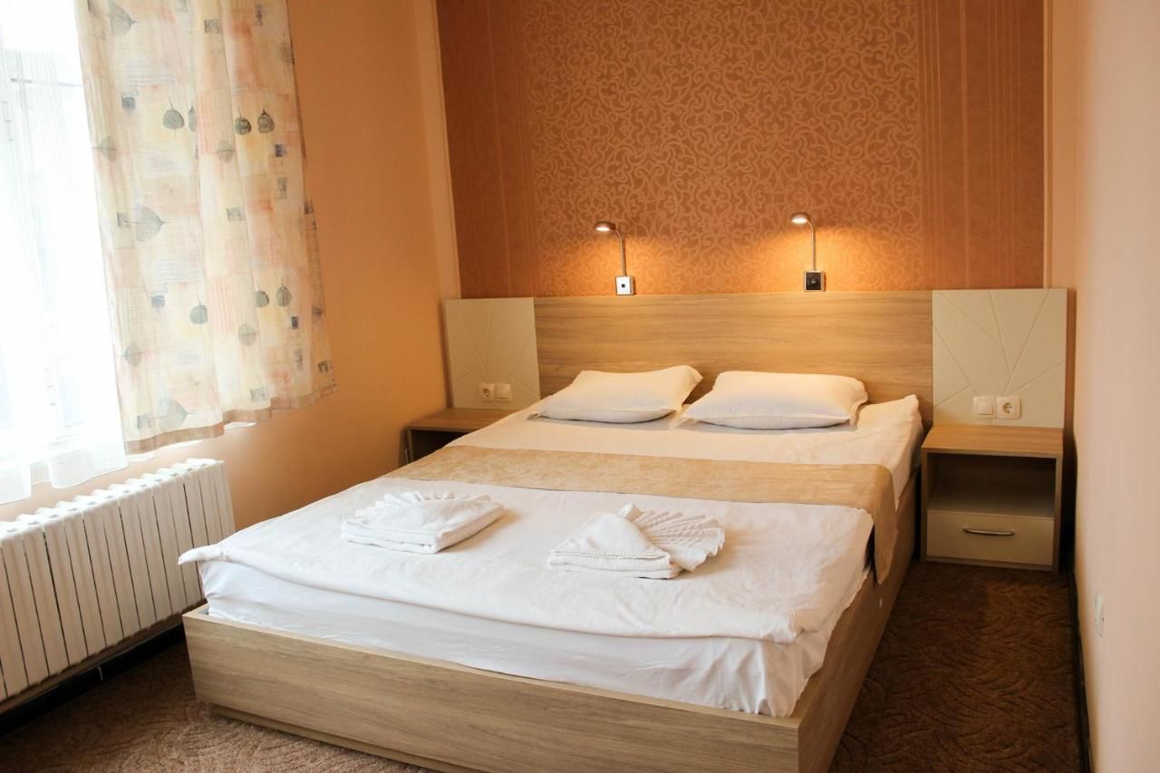 Отель Hotel Ezeroto Стара-Загора-21